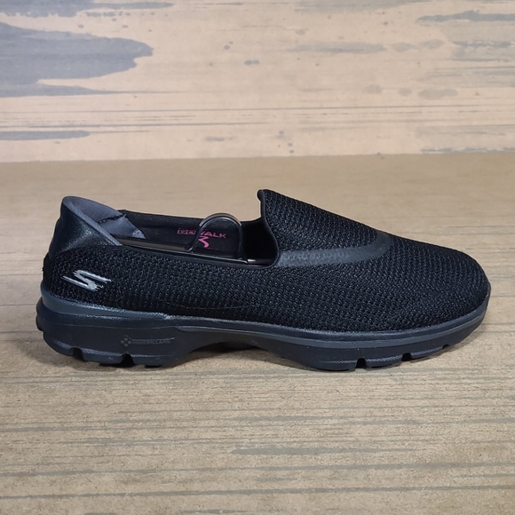 Skechers Shoes - Skechers Goga Pillars Women's Performance Shoes